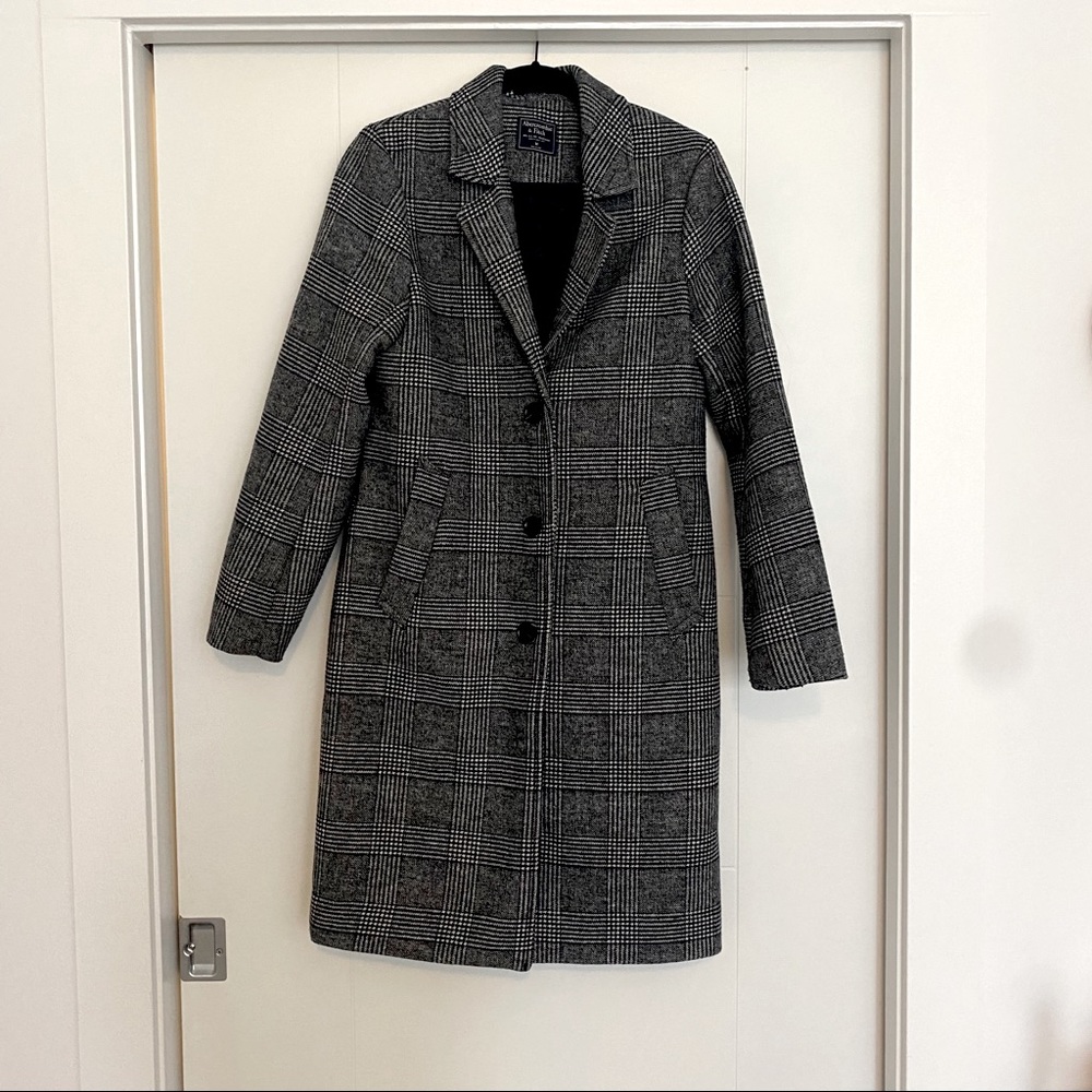 PERFECT DAD COAT FOR WINTER